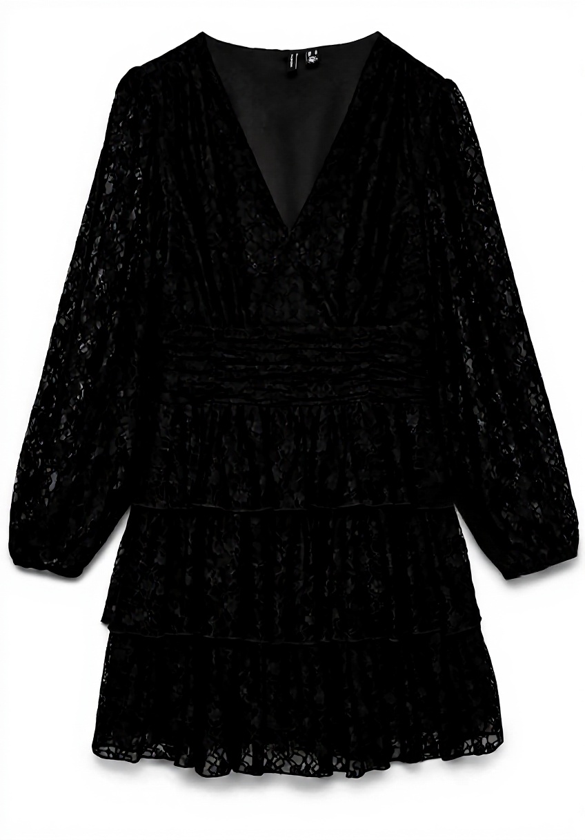 Vero Moda Vmlise abito in pizzo nero su modella