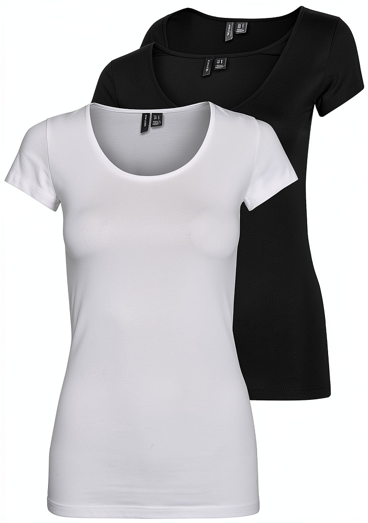 Installazione della confezione da 3 t‑shirt VERO MODA su un tavolo di legno